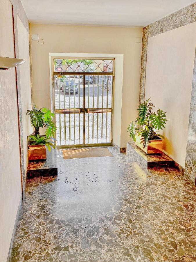 Tra Piazza Erbe E Piazza Bra Raffinata Maison Hotell Verona Exteriör bild