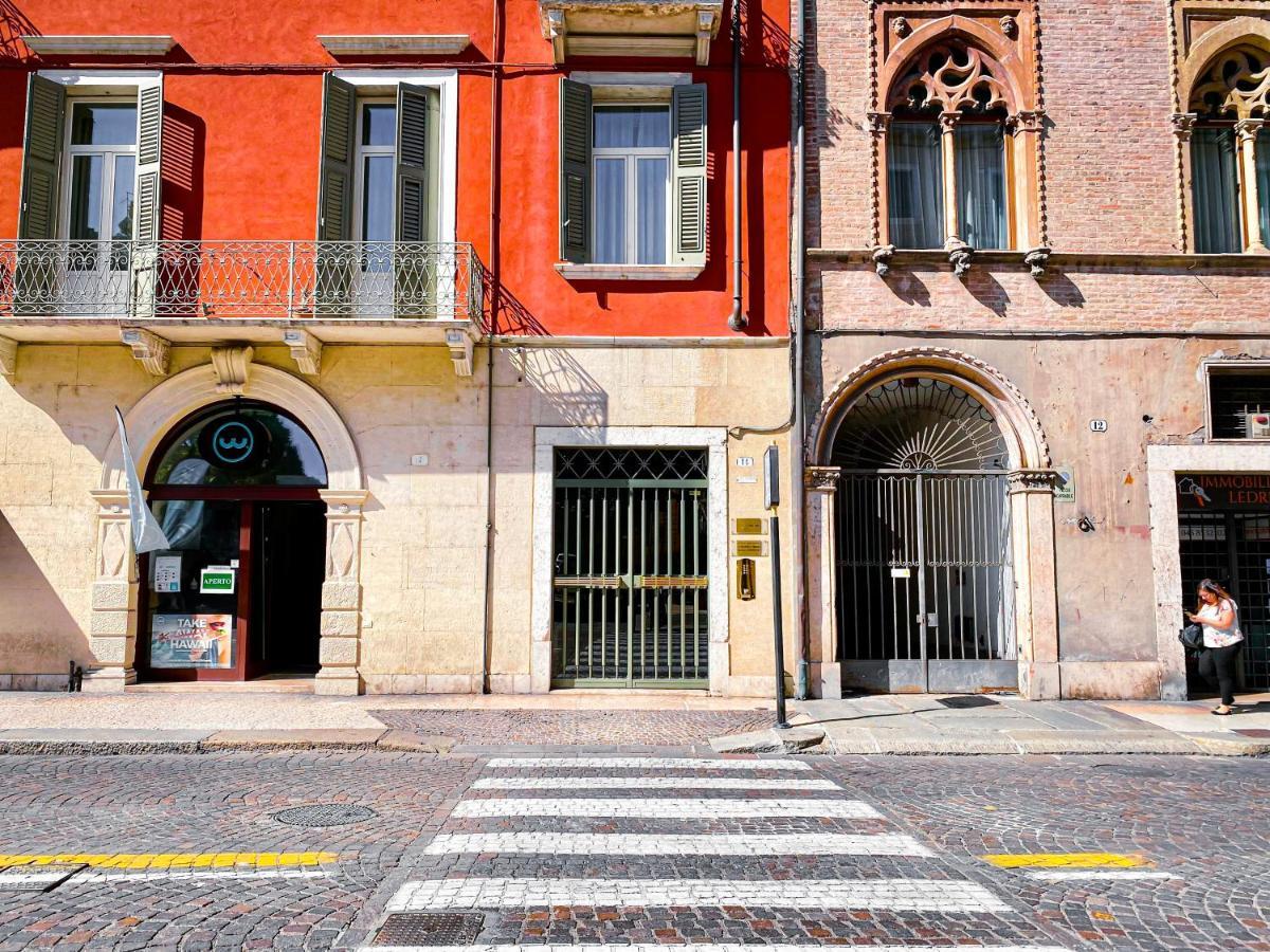 Tra Piazza Erbe E Piazza Bra Raffinata Maison Hotell Verona Exteriör bild